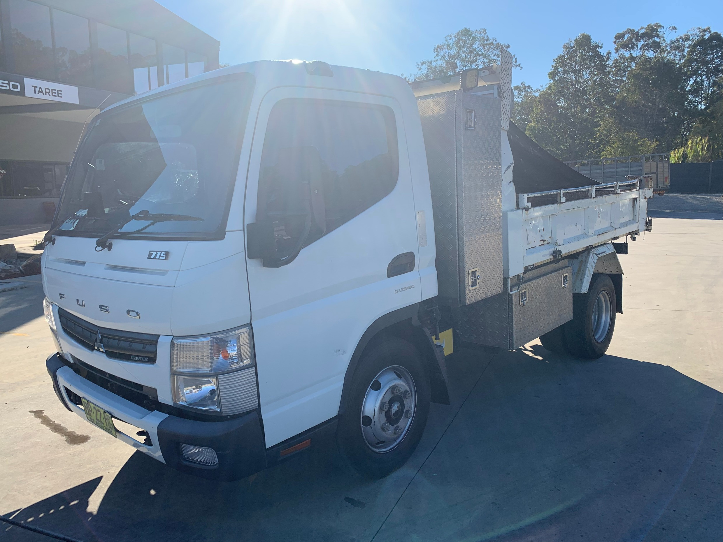 2012 FUSO CANTER 715 WIDE AUTOMATIC TIPPER