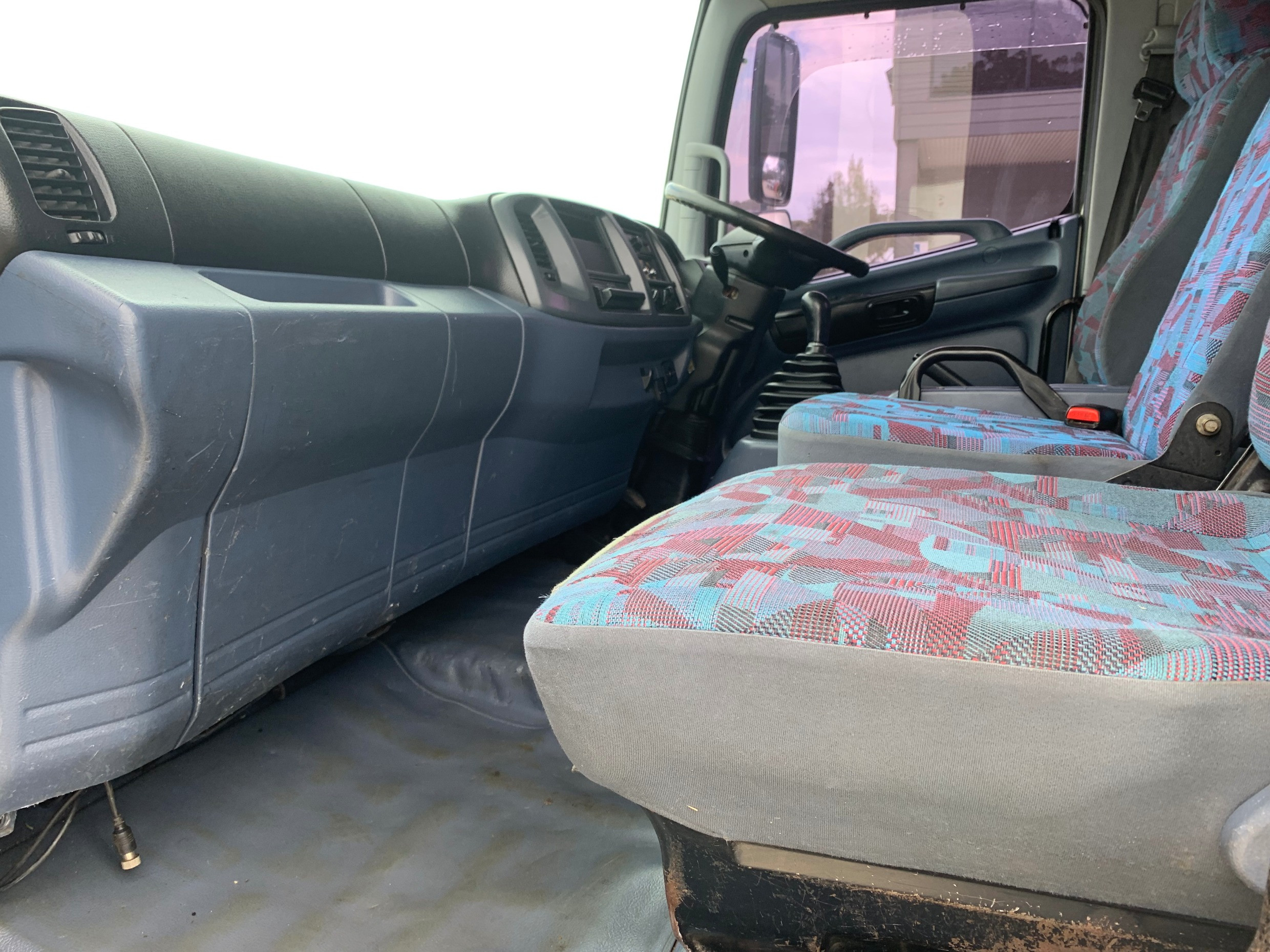 2004 HINO RANGER PRO 9 FG MANUAL CRANE TRUCK