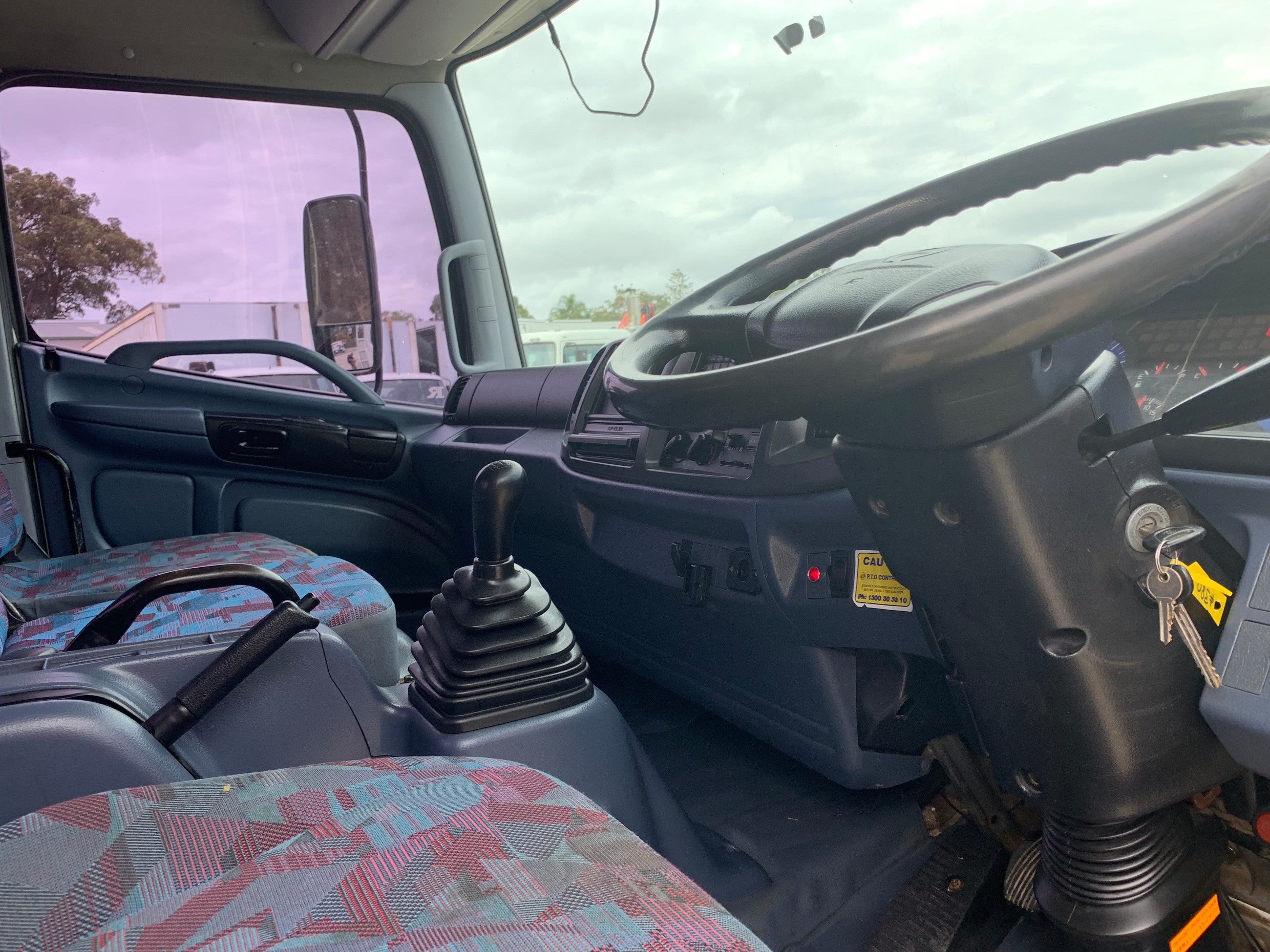 2004 HINO RANGER PRO 9 FG MANUAL CRANE TRUCK