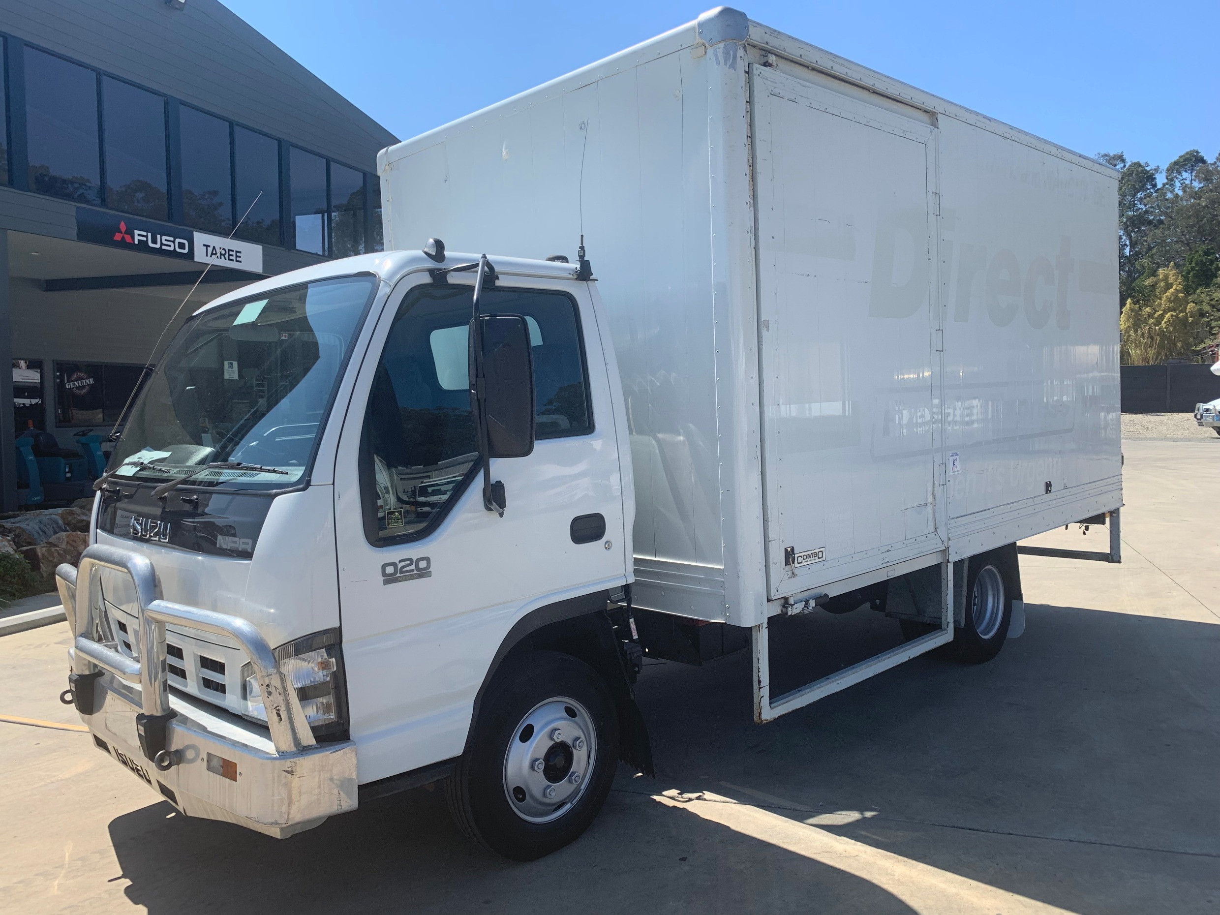 2007 ISUZU NPR 200 TRUCK MANUAL PANTECH