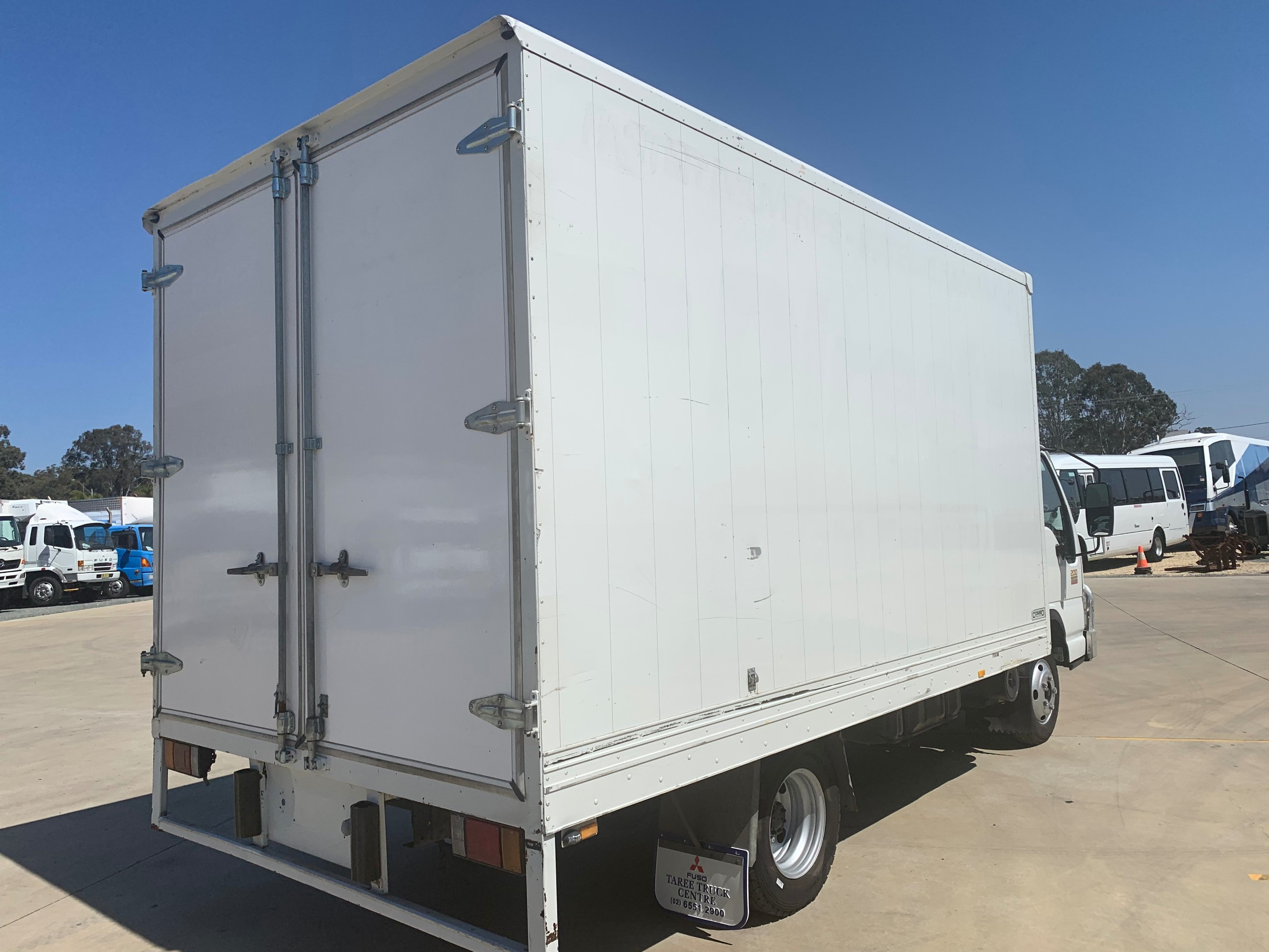 2007 ISUZU NPR 200 TRUCK MANUAL PANTECH