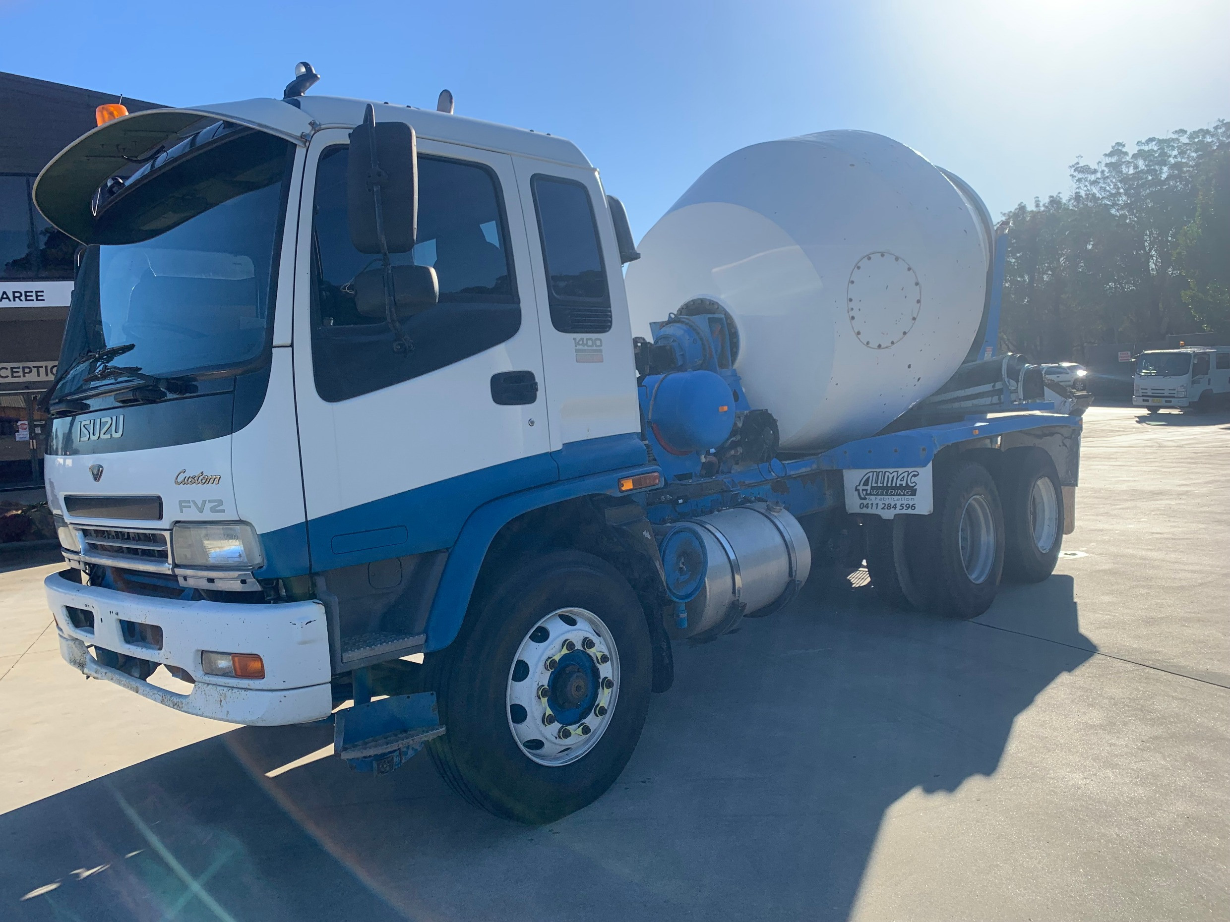 2007 ISUZU FVZ1400 AGITATOR TRUCK FVZ1400 MANUAL CONCRETE AGITATOR