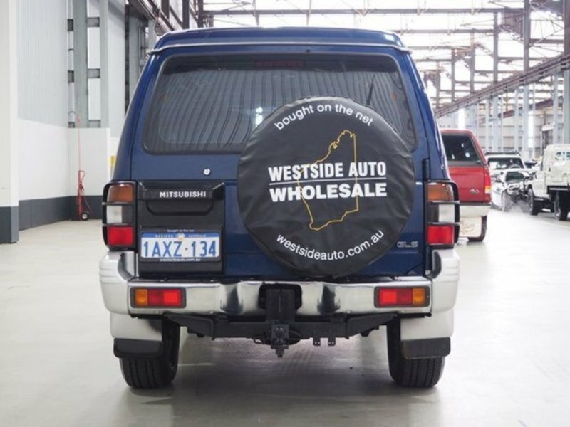 1998 MITSUBISHI PAJERO GLS LWB (4x4) NL