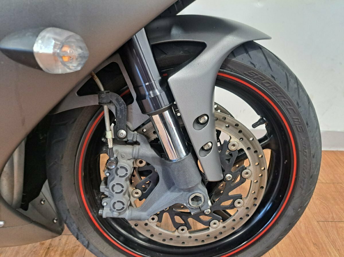 2011 YAMAHA YZF-R1 SPORTS
