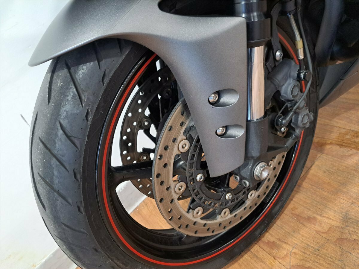 2011 YAMAHA YZF-R1 SPORTS
