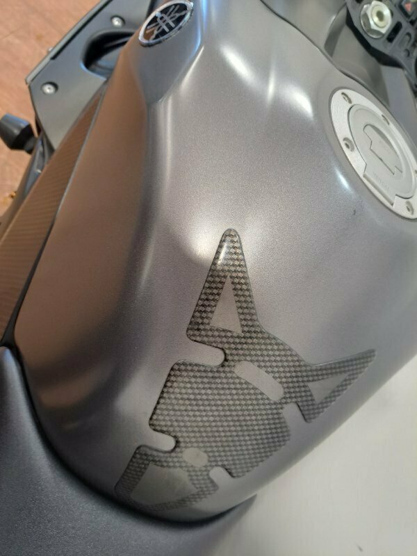 2011 YAMAHA YZF-R1 SPORTS