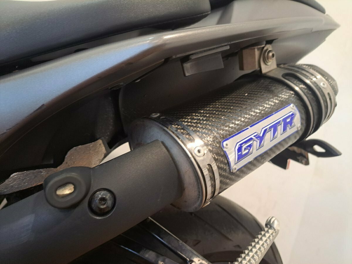 2011 YAMAHA YZF-R1 SPORTS