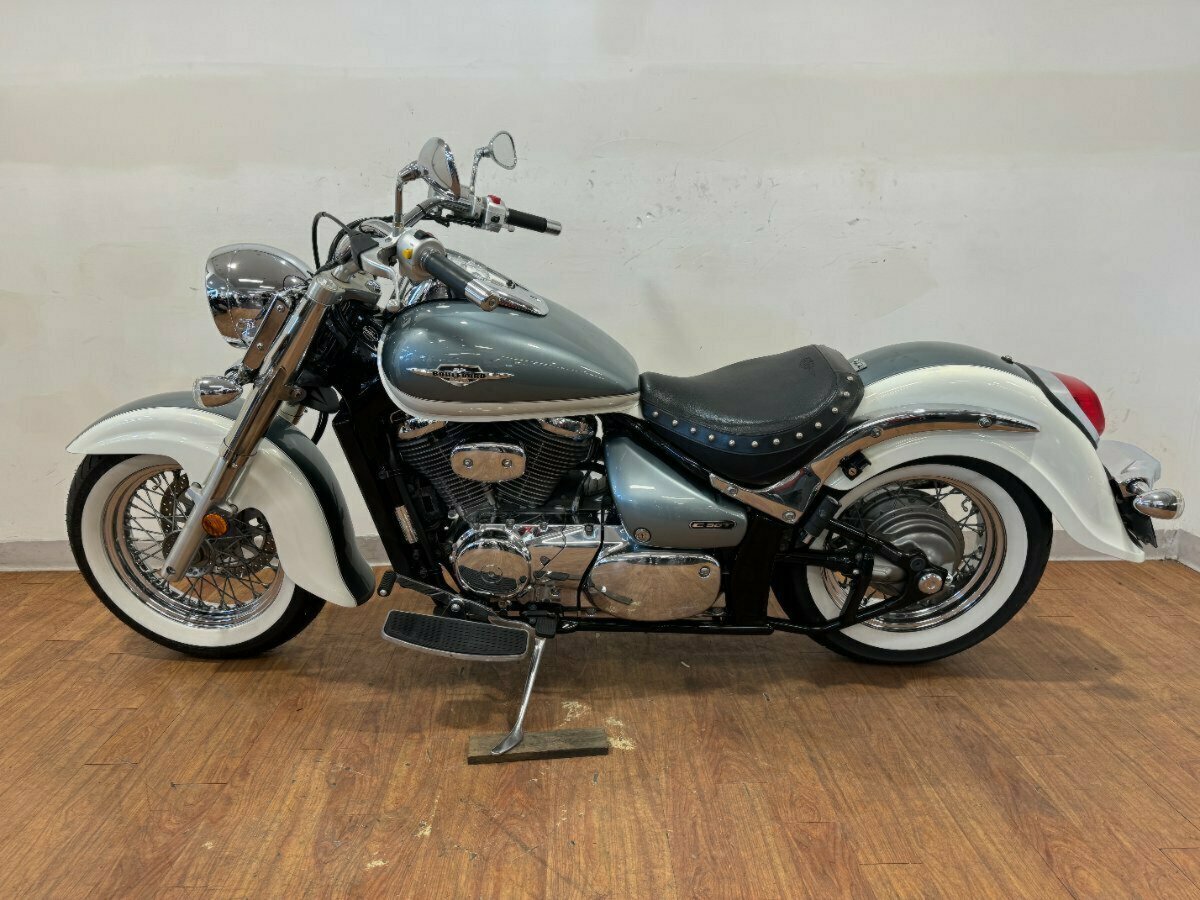 2010 SUZUKI VL800T (BOULEVARD C50T) CRUISER