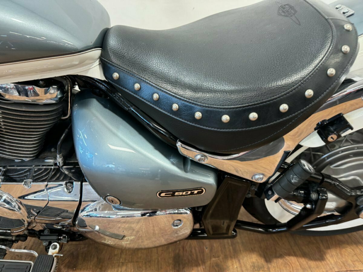 2010 SUZUKI VL800T (BOULEVARD C50T) CRUISER