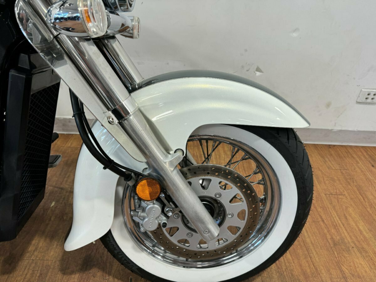 2010 SUZUKI VL800T (BOULEVARD C50T) CRUISER