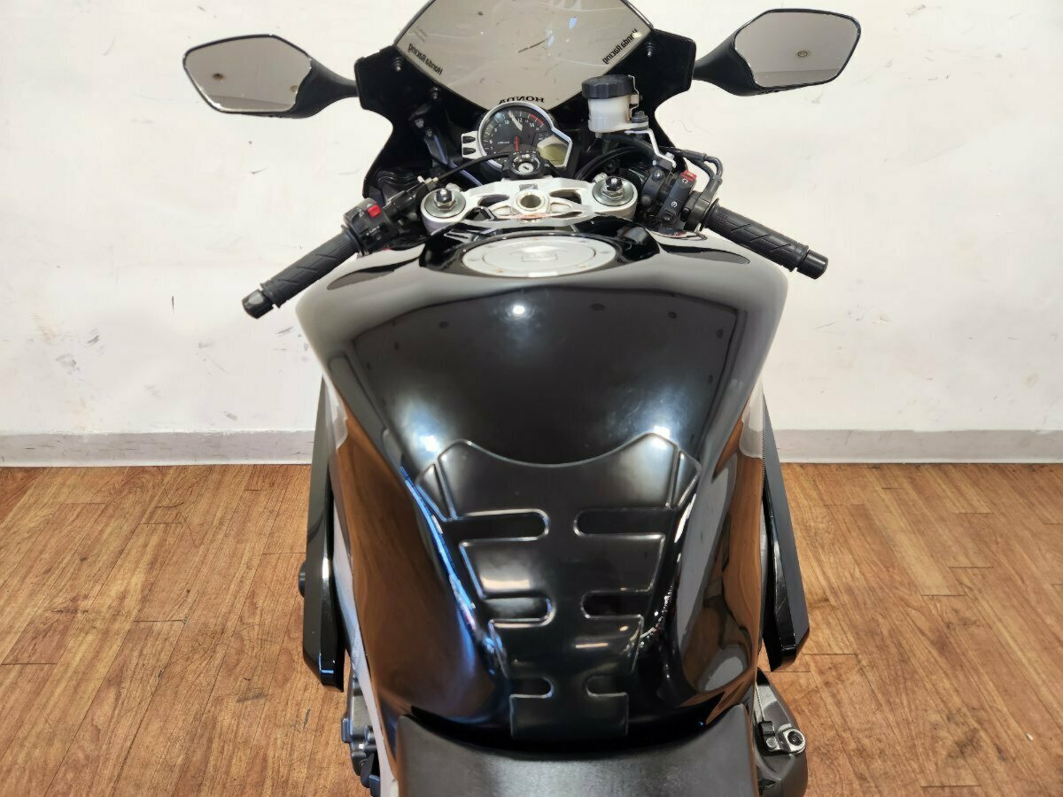 2011 HONDA CBR1000RR (FIREBLADE) SPORTS