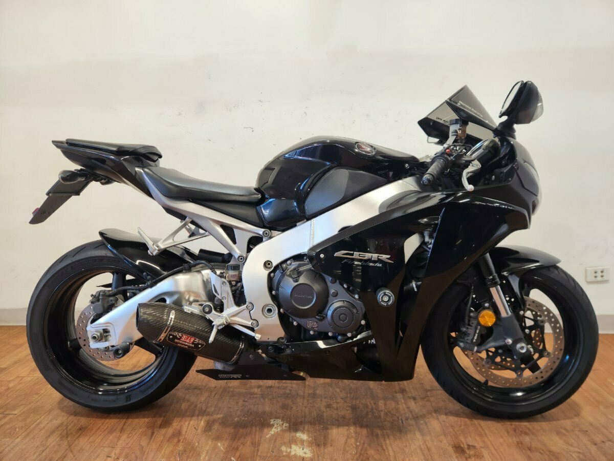 2011 HONDA CBR1000RR (FIREBLADE) SPORTS