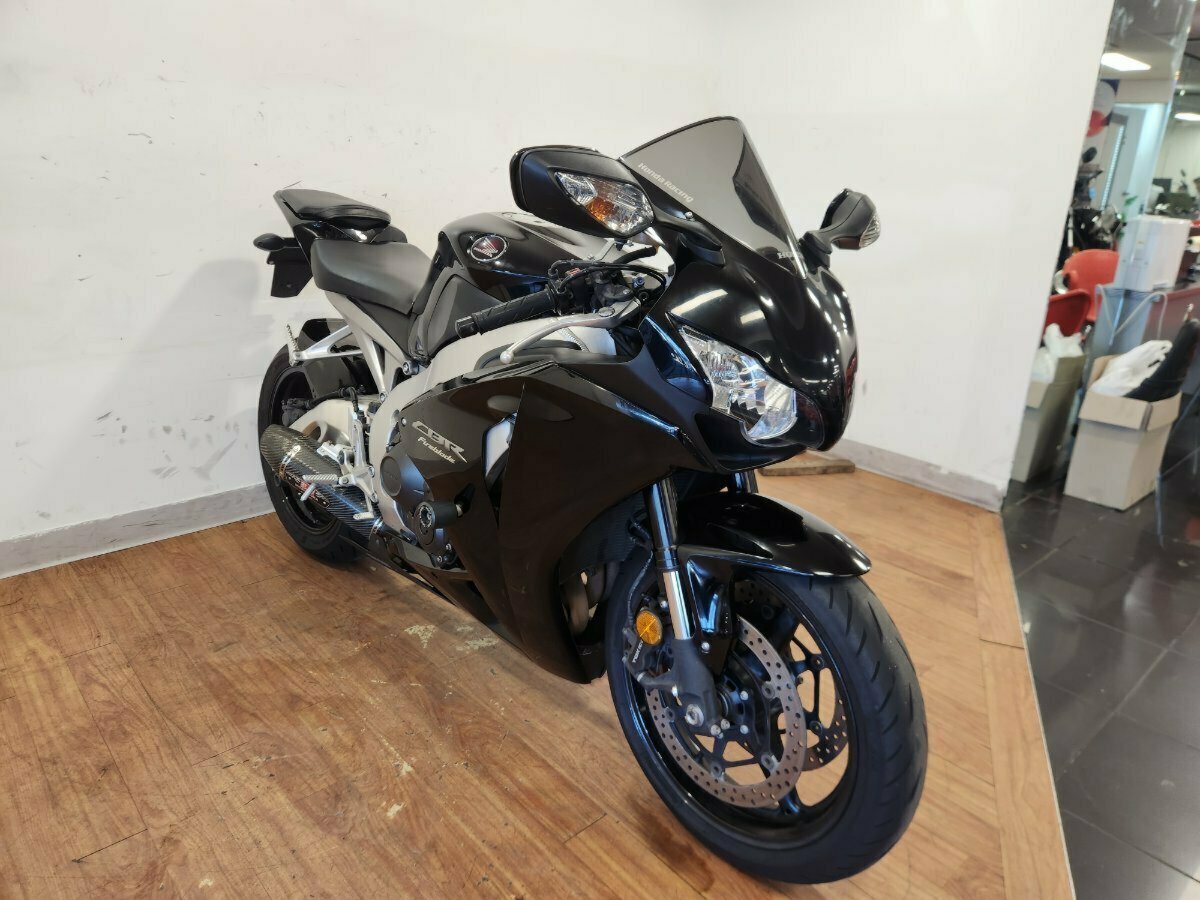 2011 HONDA CBR1000RR (FIREBLADE) SPORTS