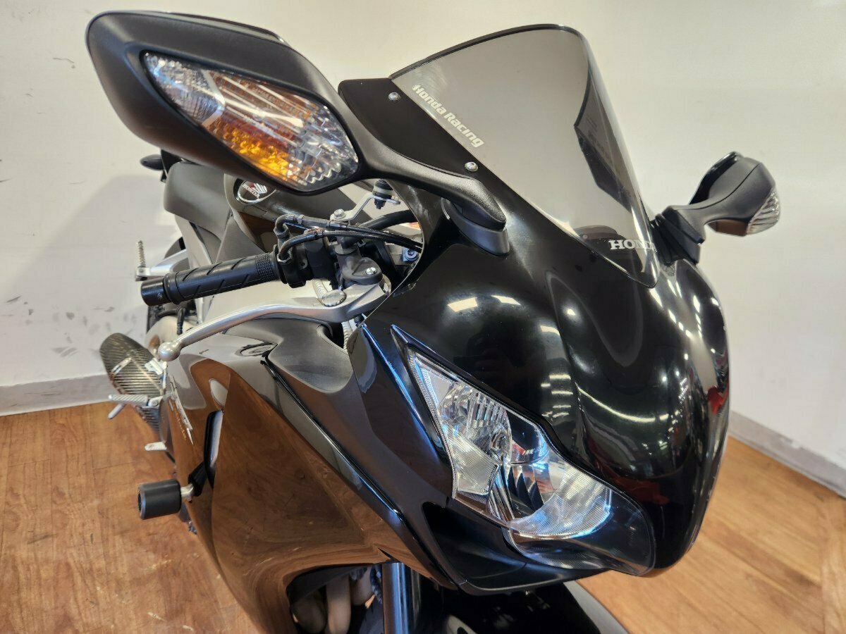 2011 HONDA CBR1000RR (FIREBLADE) SPORTS