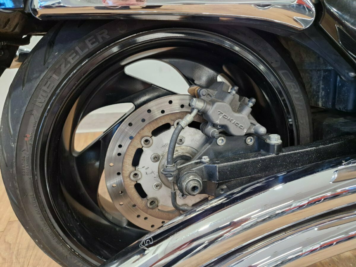 2010 SUZUKI VZR 1800 BOULEVARD (M109R) CRUISER