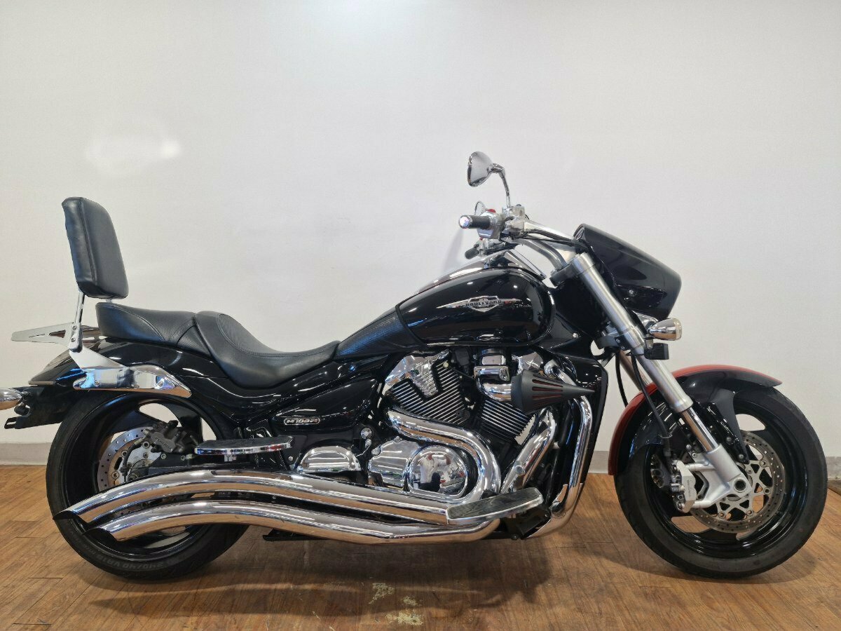 2010 SUZUKI VZR 1800 BOULEVARD (M109R) CRUISER