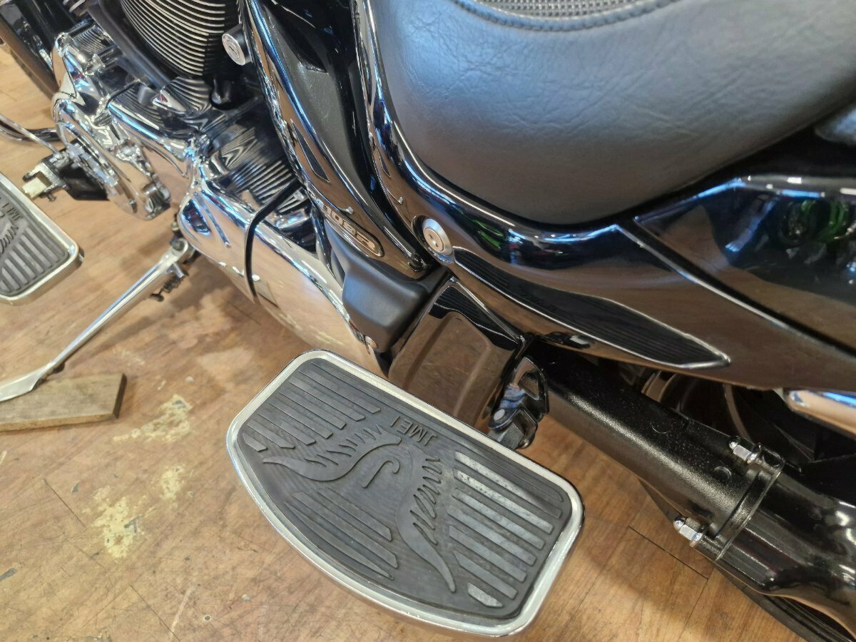 2010 SUZUKI VZR 1800 BOULEVARD (M109R) CRUISER