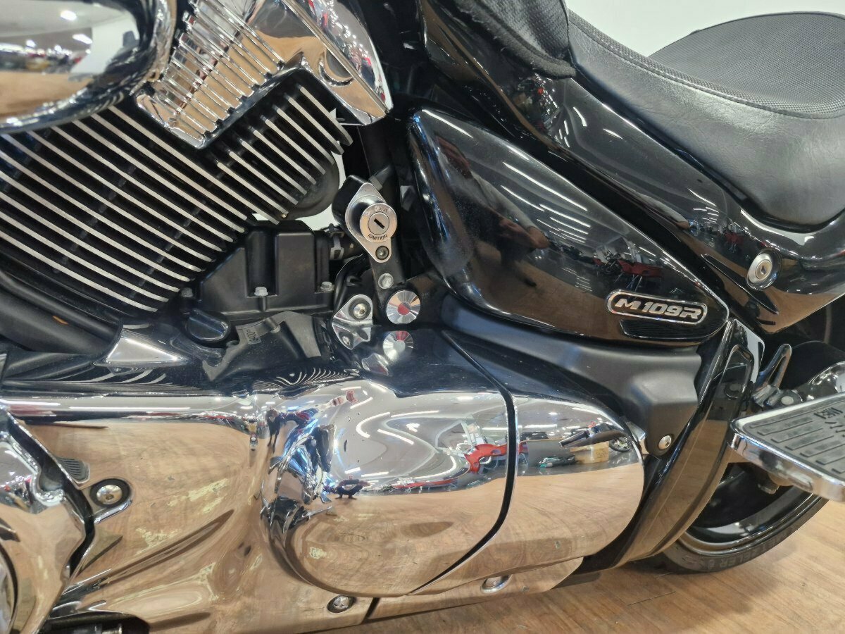 2010 SUZUKI VZR 1800 BOULEVARD (M109R) CRUISER