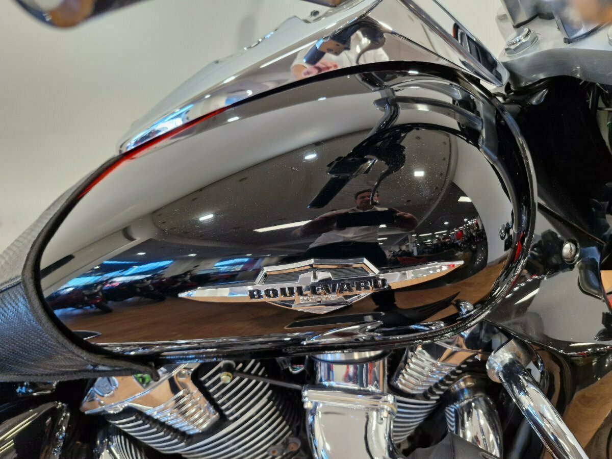 2010 SUZUKI VZR 1800 BOULEVARD (M109R) CRUISER