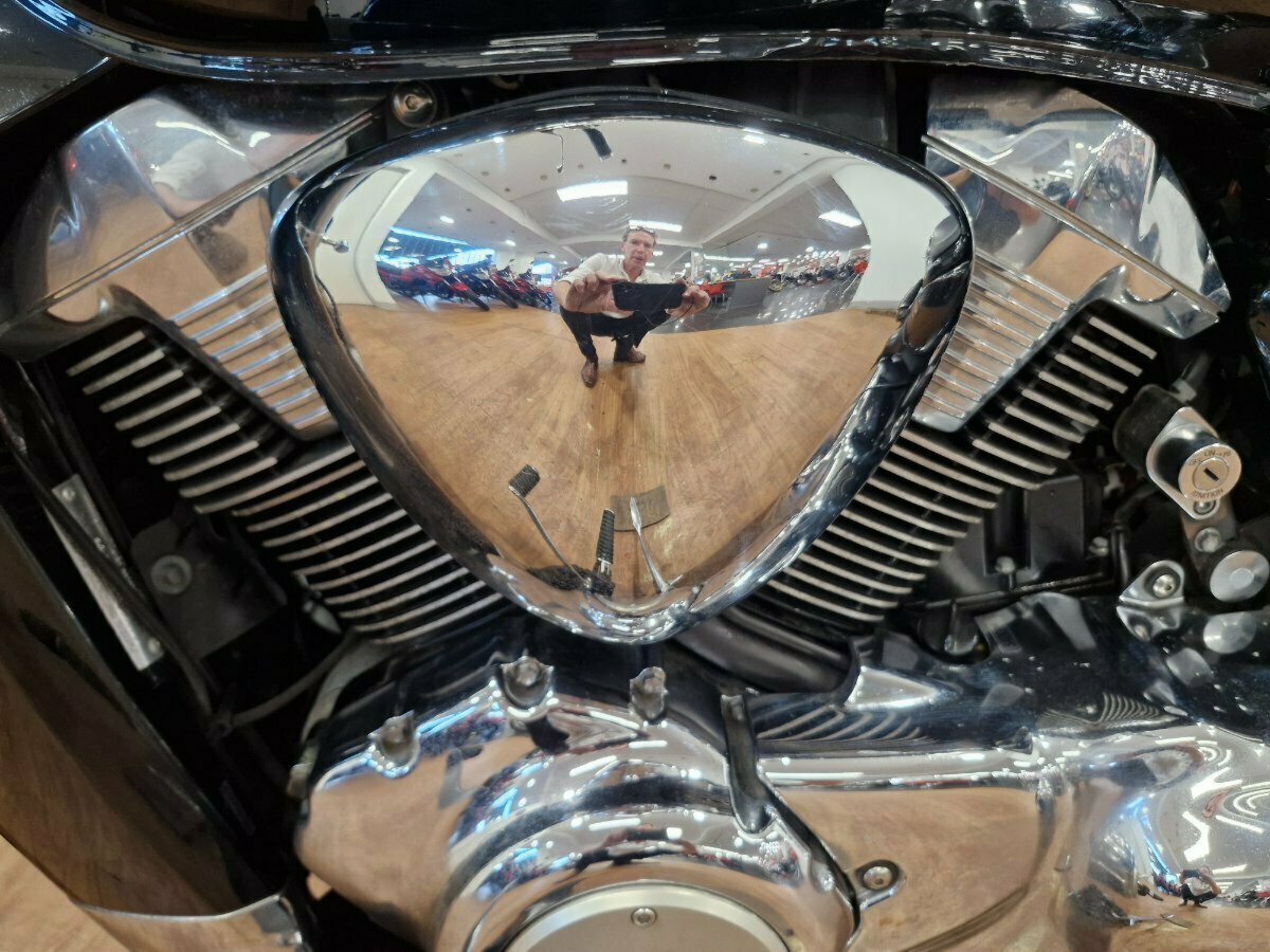 2010 SUZUKI VZR 1800 BOULEVARD (M109R) CRUISER