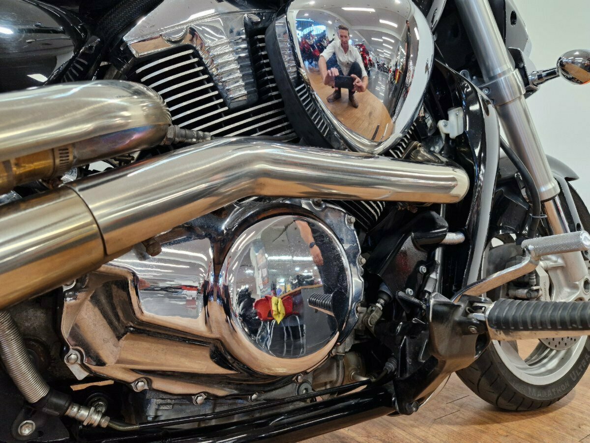 2010 SUZUKI VZR 1800 BOULEVARD (M109R) CRUISER