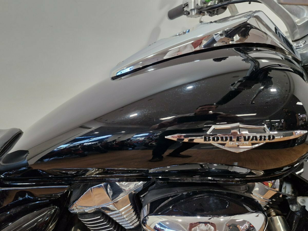 2010 SUZUKI VZR 1800 BOULEVARD (M109R) CRUISER