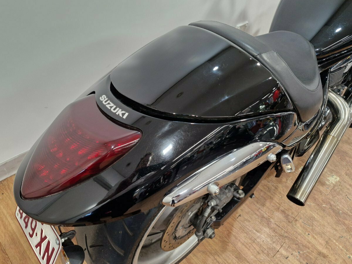 2010 SUZUKI VZR 1800 BOULEVARD (M109R) CRUISER
