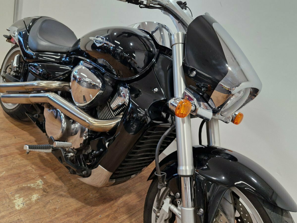 2010 SUZUKI VZR 1800 BOULEVARD (M109R) CRUISER