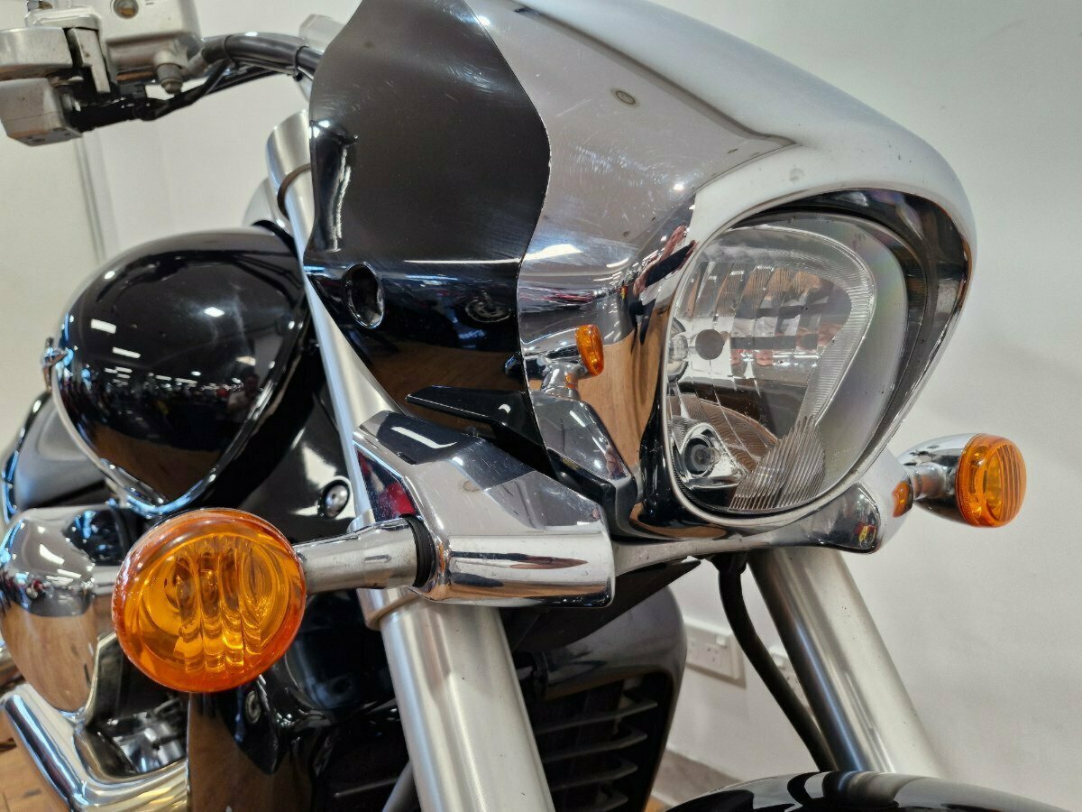 2010 SUZUKI VZR 1800 BOULEVARD (M109R) CRUISER