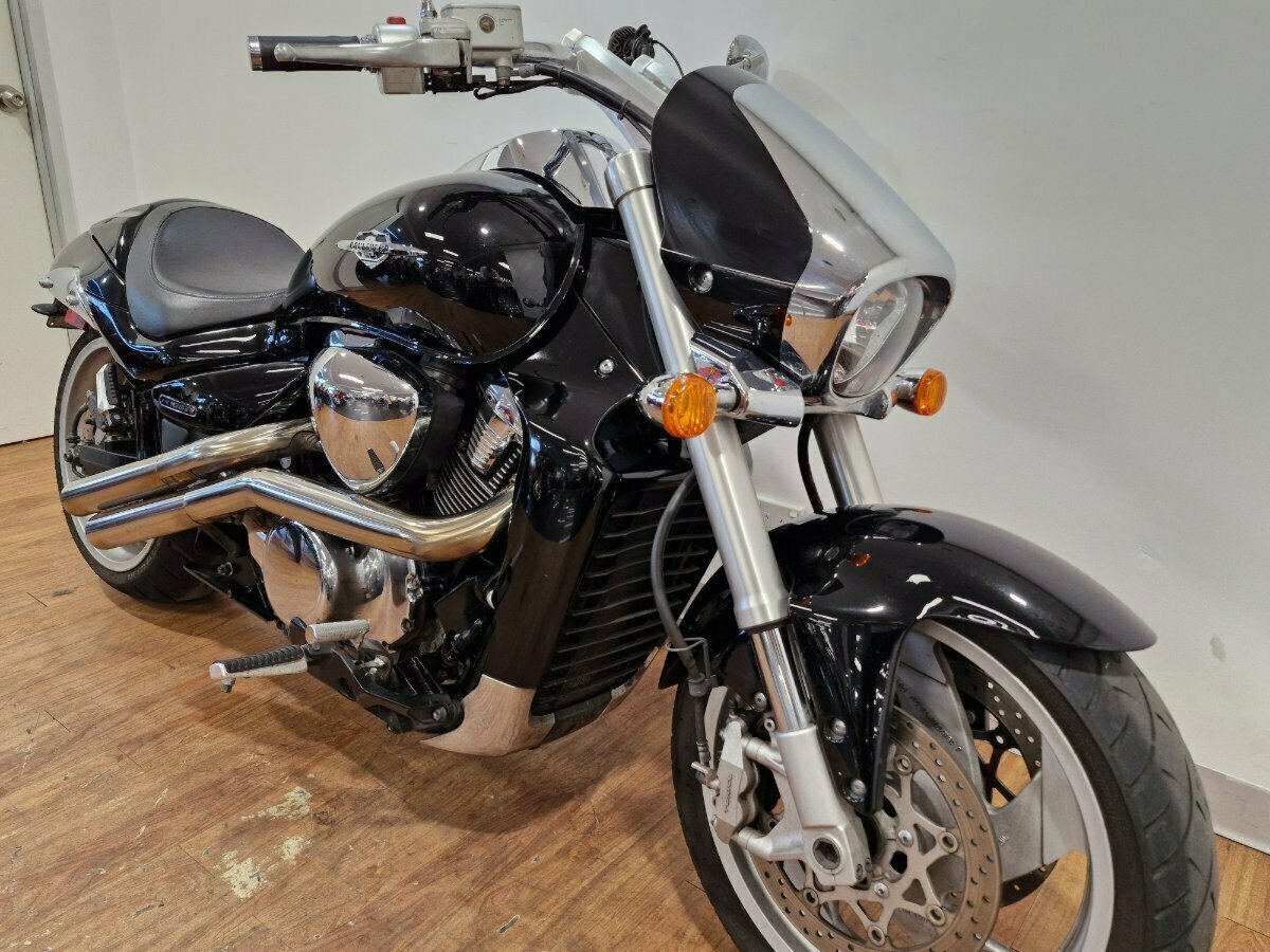 2010 SUZUKI VZR 1800 BOULEVARD (M109R) CRUISER