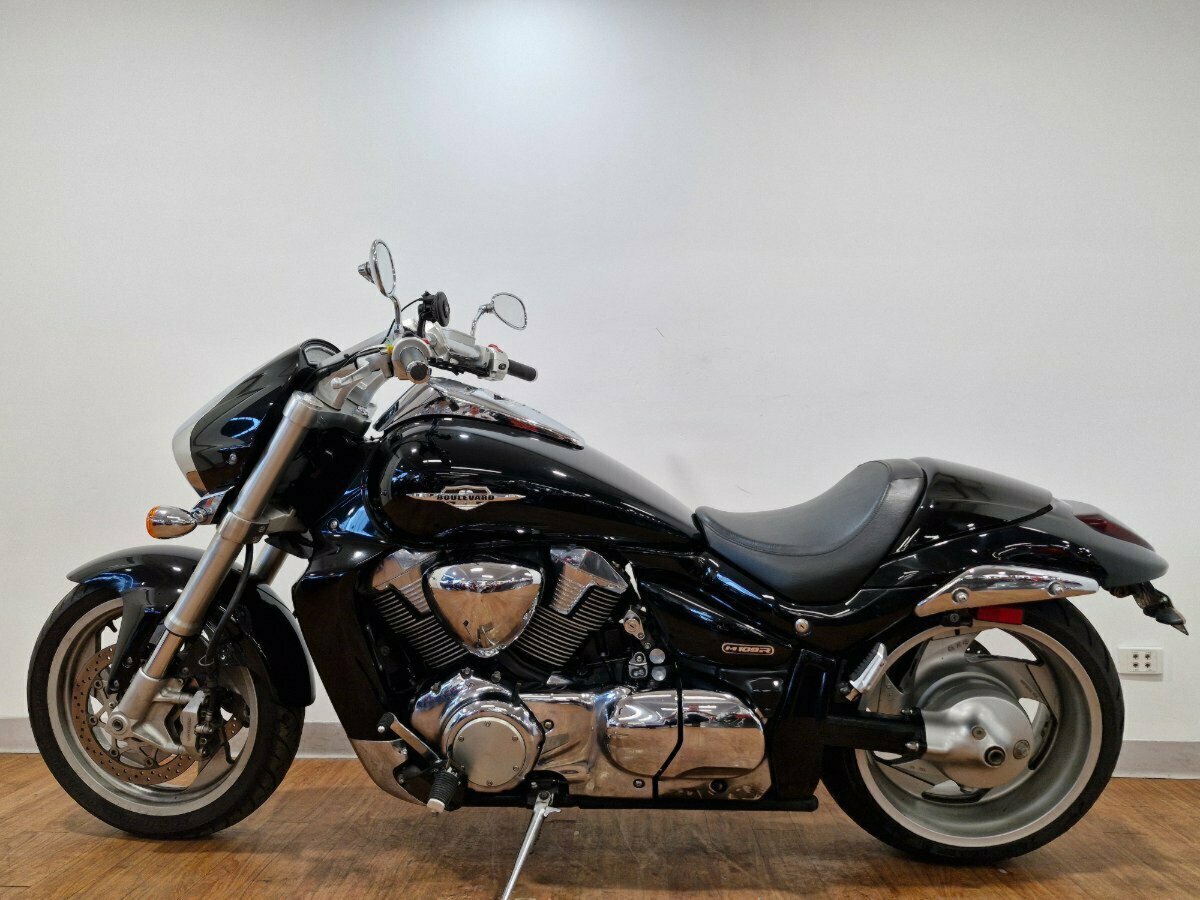 2010 SUZUKI VZR 1800 BOULEVARD (M109R) CRUISER