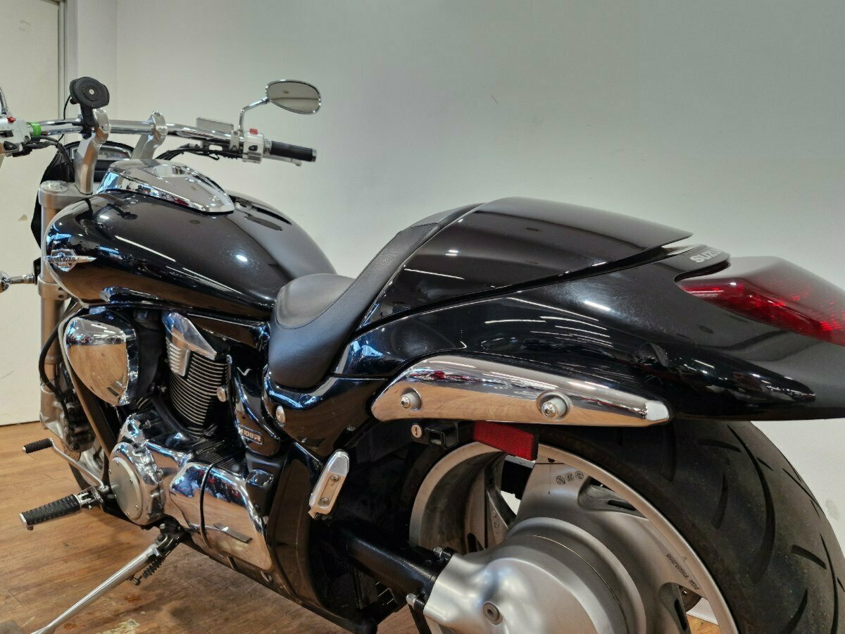 2010 SUZUKI VZR 1800 BOULEVARD (M109R) CRUISER