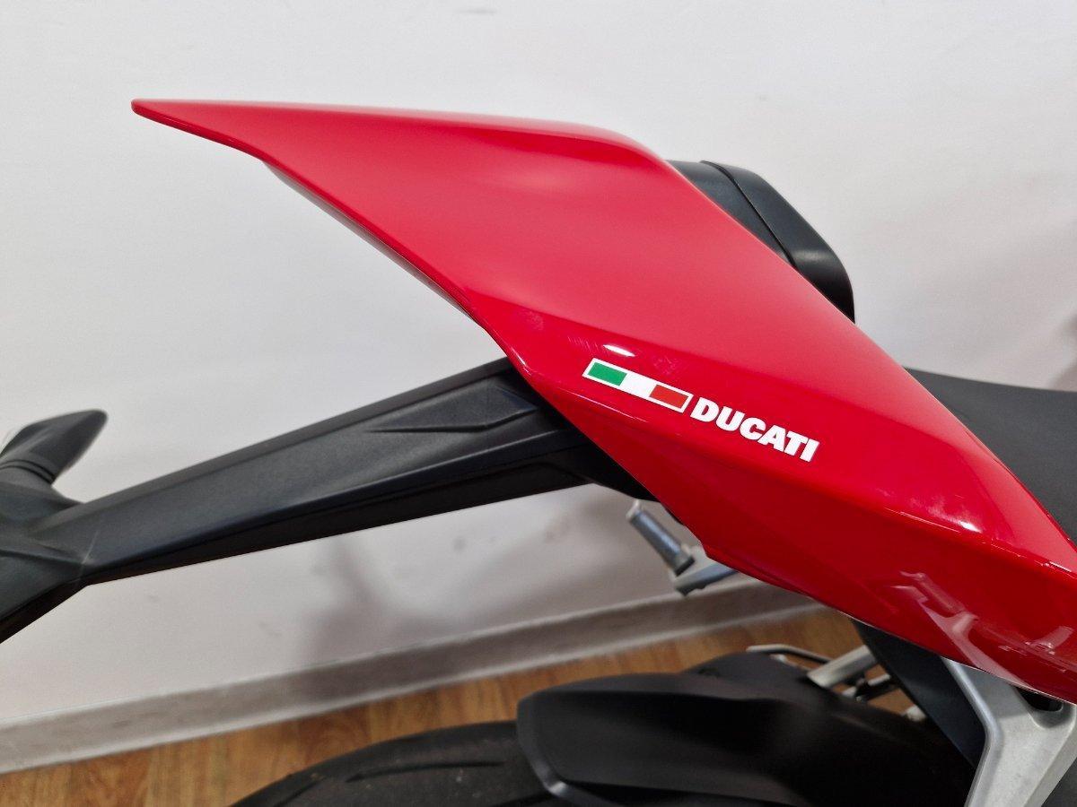 2023 DUCATI PANIGALE V2 SPORTS