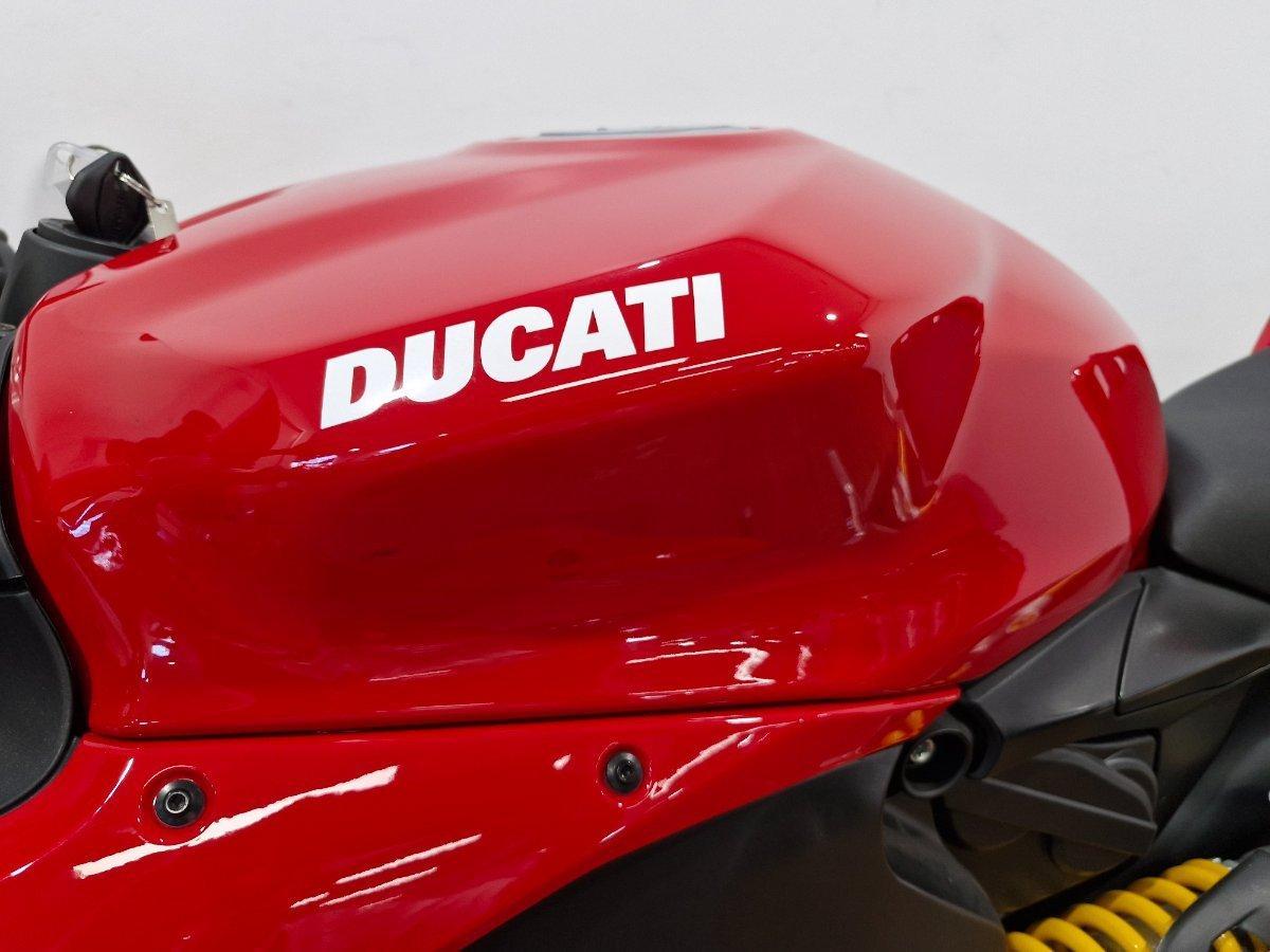 2023 DUCATI PANIGALE V2 SPORTS