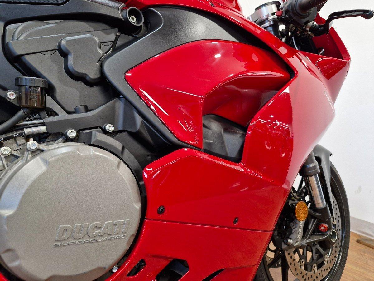 2023 DUCATI PANIGALE V2 SPORTS