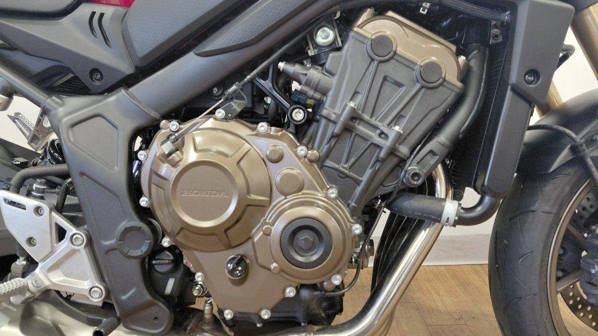 2024 HONDA CB650R MY23 SPORTS