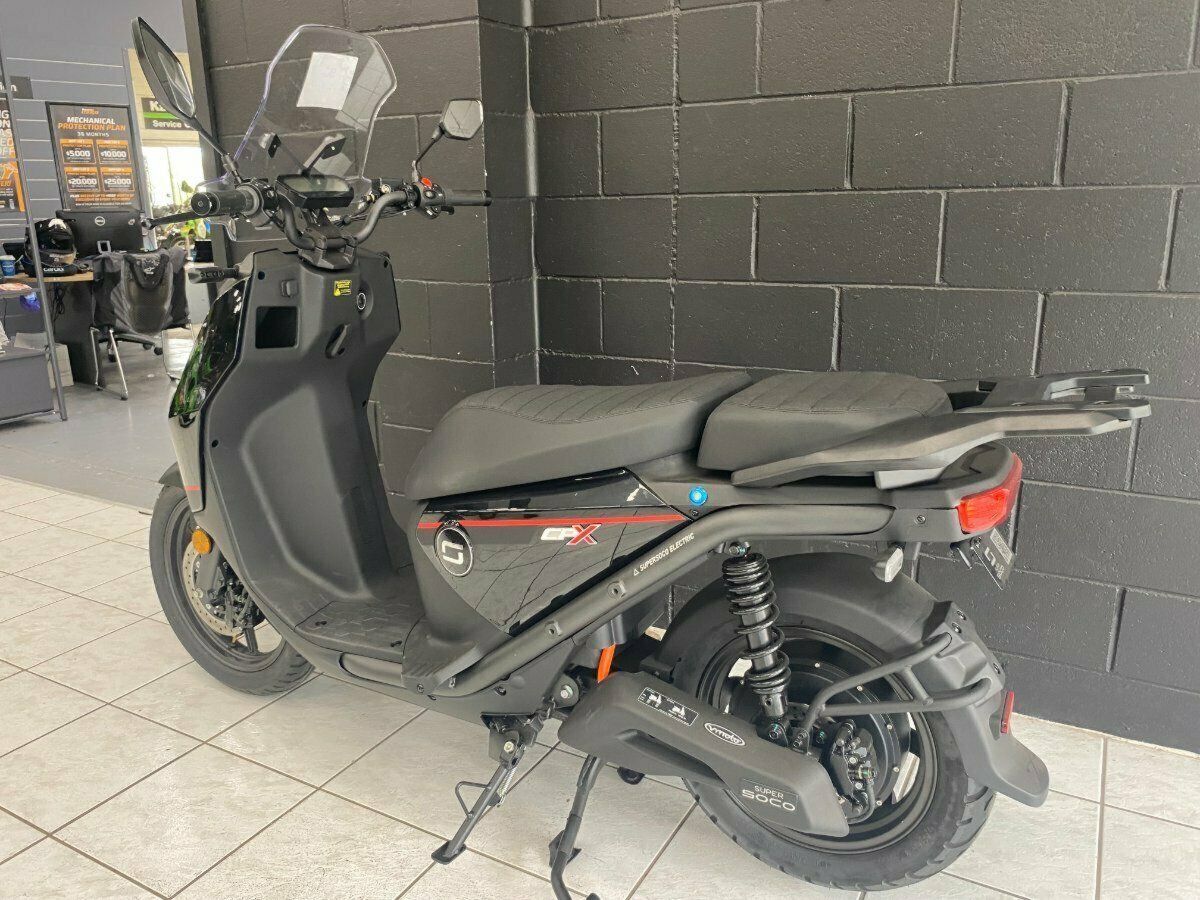 2022 SUPER SOCO CPX SCOOTER