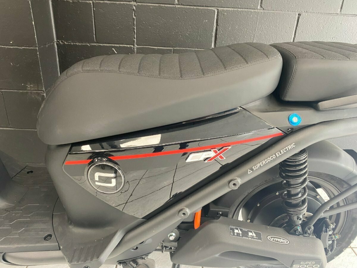 2022 SUPER SOCO CPX SCOOTER