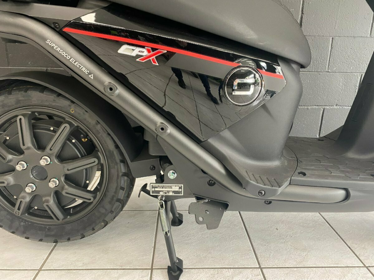 2022 SUPER SOCO CPX SCOOTER