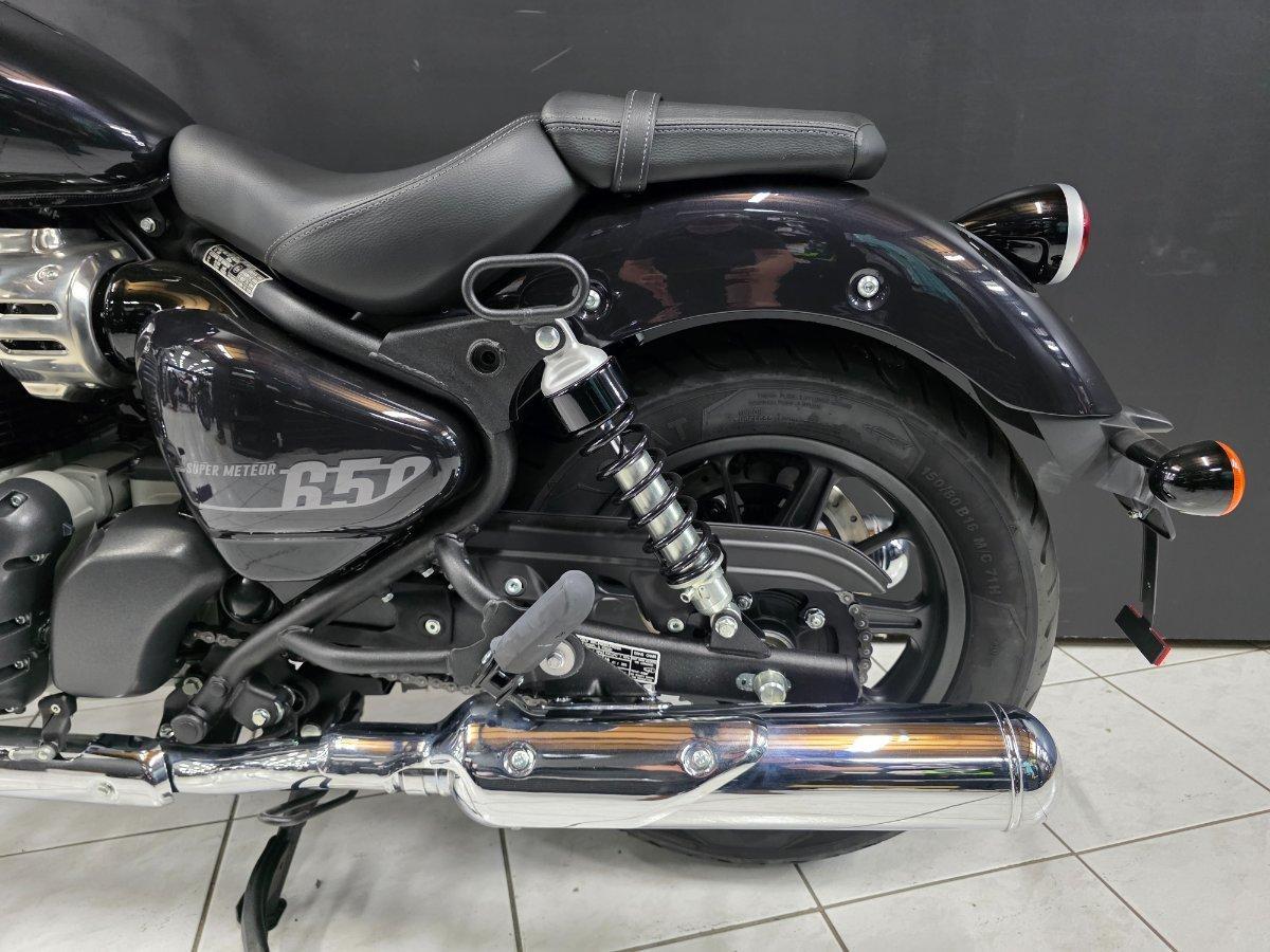 2024 ROYAL ENFIELD SUPER METEOR 650 6 SP MANUAL ROAD