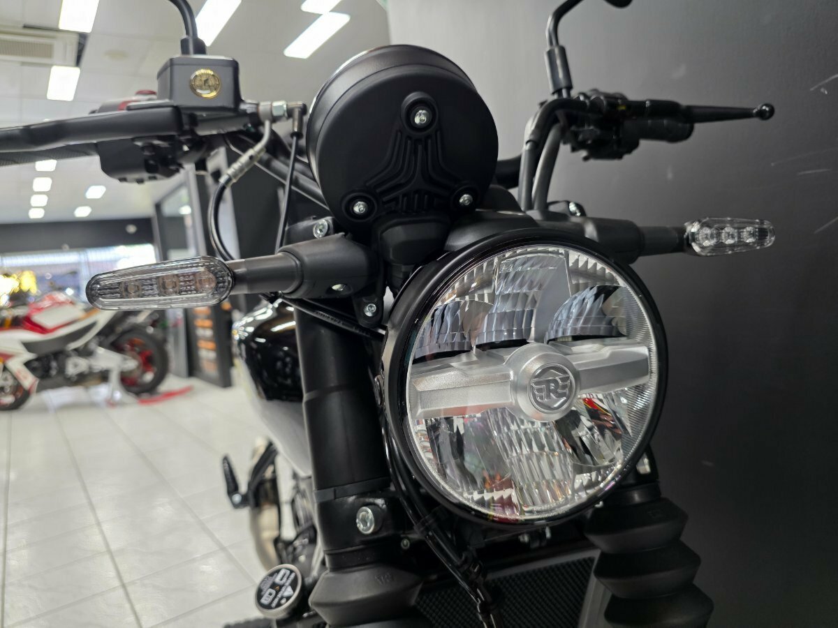 2025 ROYAL ENFIELD (SEE ALSO ENFIELD) GUERILLA 450 ROAD