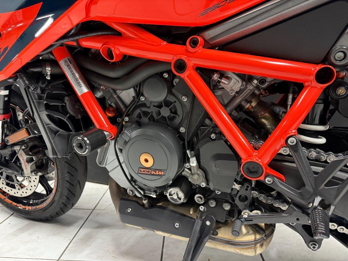 2021 KTM 1290 SUPER DUKE R SPORTS