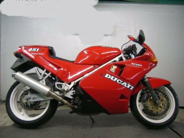 1990 DUCATI 851