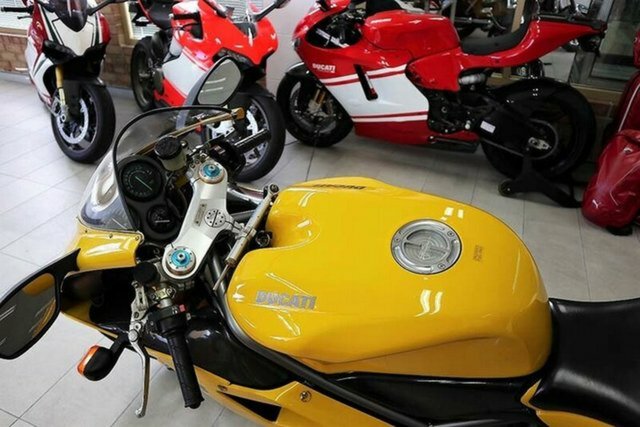 2000 DUCATI 748R