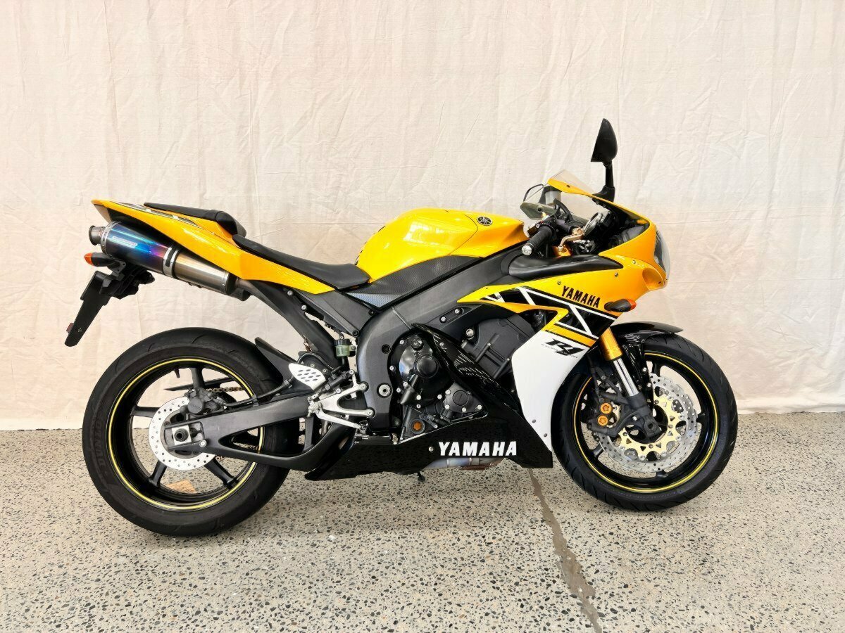 2006 YAMAHA YZF-R1 50TH ANNIVERSARY SPORTS