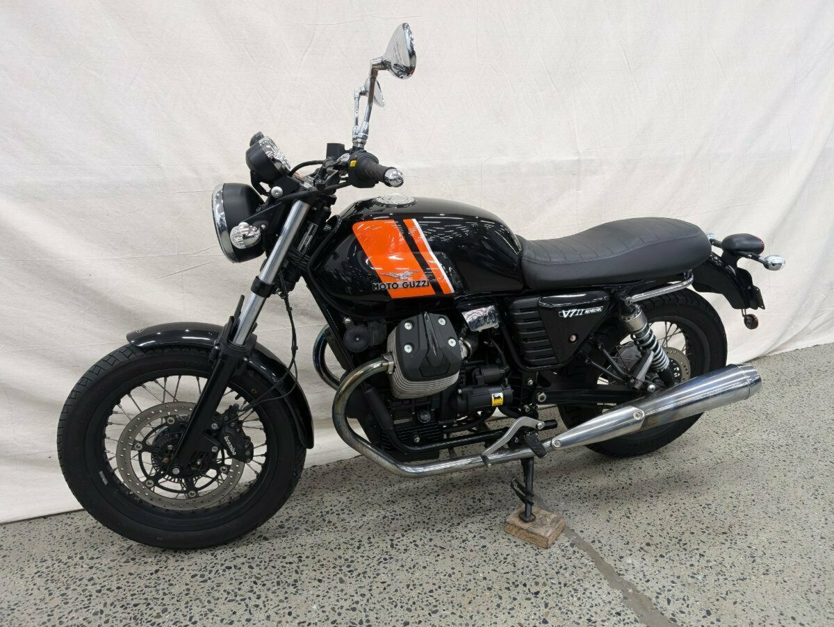 2015 MOTO GUZZI V7 II SPECIAL ROAD