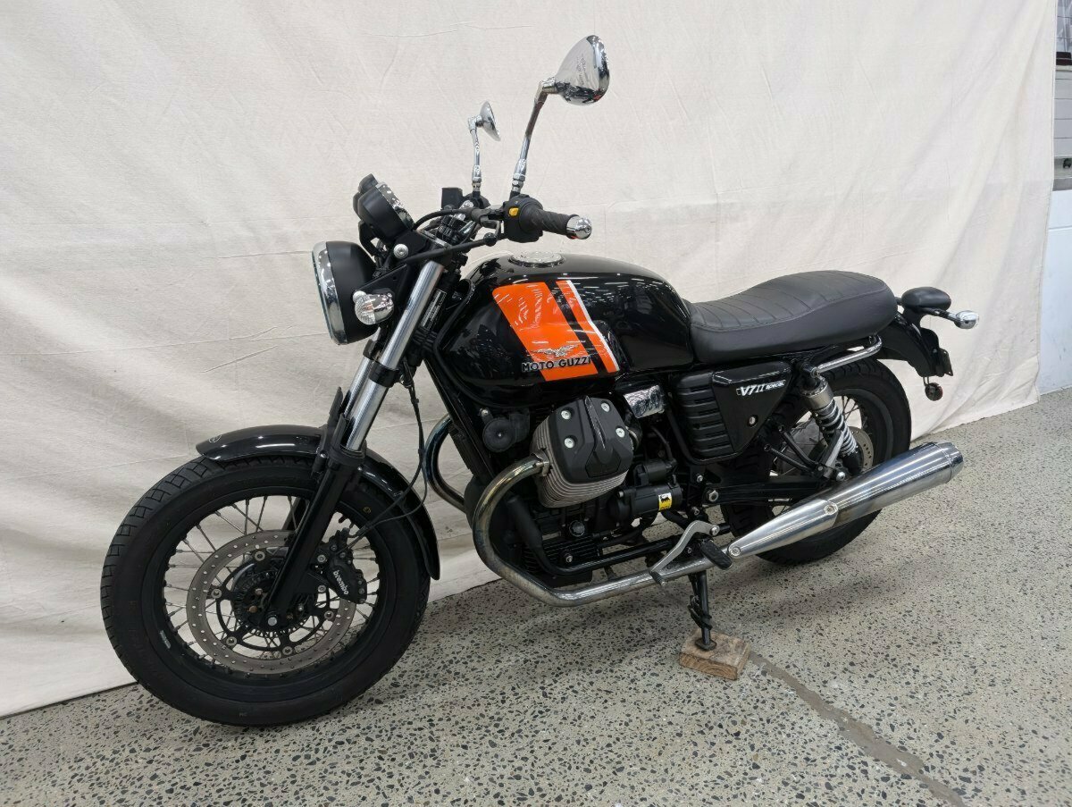 2015 MOTO GUZZI V7 II SPECIAL ROAD