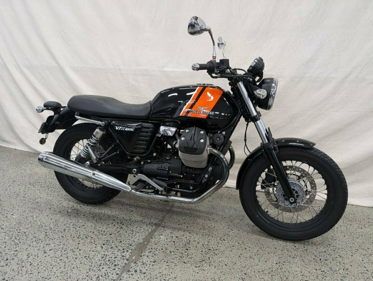 2015 MOTO GUZZI V7 II SPECIAL ROAD