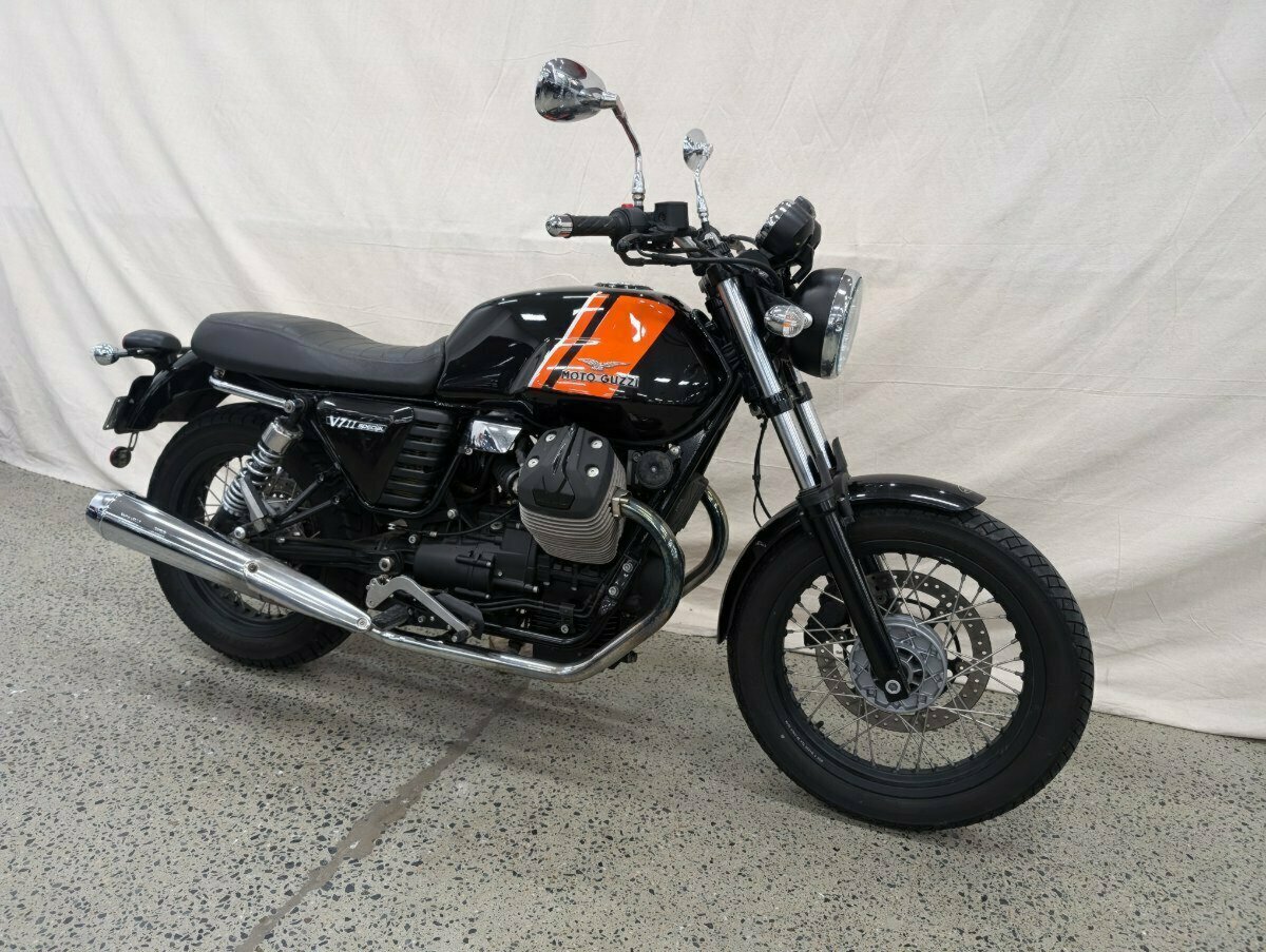 2015 MOTO GUZZI V7 II SPECIAL ROAD