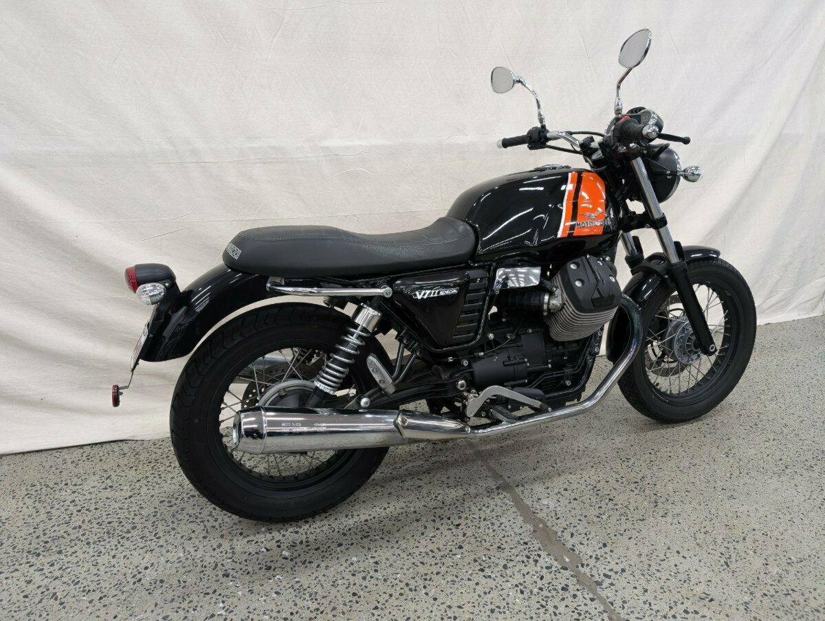 2015 MOTO GUZZI V7 II SPECIAL ROAD
